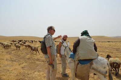 Daniele Morandi Bonacossi e Alberto Savioli con pastore curdo