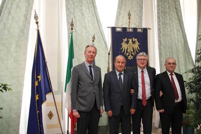 Da sinistra Daniele Morandi Bonacossi, Ahmad Bamarni, Alberto De Toni, Amad Alsofi