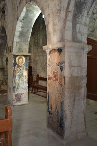 Amioun, Chiesa di San Focas, affreschi di epoca bizantina