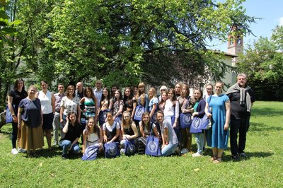 Studenti, docenti e organizzatori del corso intensivo di lingua e cultura italiana