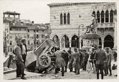 Salita del Castello di Udine, incidente di un autocarro austriaco,  1918