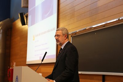 Il relatore Carlo Enrico Bottani