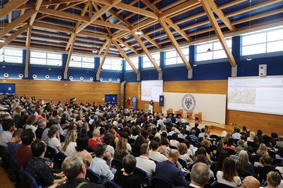 L'aula Strassoldo gremita
