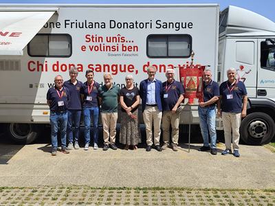 Da sinistra Luigi Favat, Giorgio Pivetta, Gian Paolo Amaduzzi, Marco Rossi, Manuela Nardon, Angelo Montanari; Roberto Piuzzo; Claudio Conz, Mario Gentili