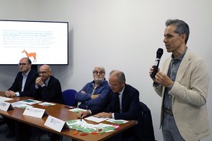 Da sinistra Massimo Di Giusto, Roberto Pinton, don Giuseppe Faccin, Giuseppe Morandini, Piergiorgio Comuzzo