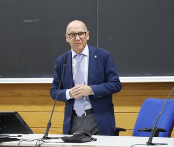 Il rettore Roberto Pinton
