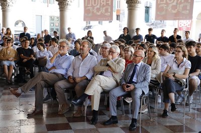 In prima fila, da sinistra, Angelo Montanari, Alberto Policriti, Alberto Felice De Toni, Roberto Pinton