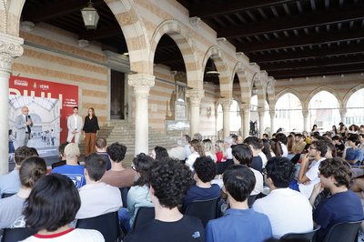 Una fase della presentazione