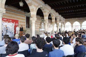 Una fase della presentazione