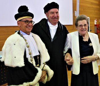 Da sinistra Roberto Pinton con Giovanni Battista Colussi e la madre Oliva (foto Elisa Biancolino)