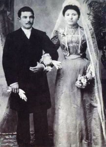  Saverio Ragno e Giustina Dell'Olio sposi (1903)