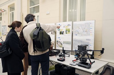 Attrezzature e strumenti utilizzati per lavora al progetto