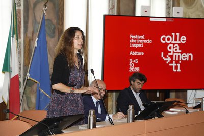 Barbara Gallavotti, curatrice del festival con il rettore Pinton e l'assessore Pirone