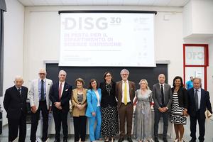 Da sinistra Danilo Castellano, Alfredo Antonini, Ludovico Mazzarolli, Mariarita D'Addezio, Gea Arcella, Silvia Bolognini, Angelo Montanari, Elena D'Orlando, Gabriele Rizzetto, Marina Brollo, Luca Mezzetti