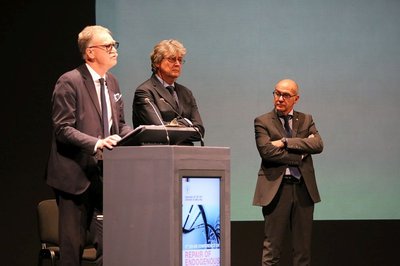Da sinitra Maurizio Fermeglia (rettore Units), Stefano Ruffo (direttore Sissa) e Roberto Pinton (prorettore Uniud)
