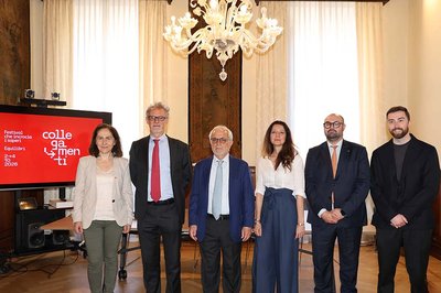 Da sinistra Antonina Dattolo, Angelo Montanari, Eugenio Mazzarella, Barbara Gallavotti, Iacopo Mestroni, Marco Carrara