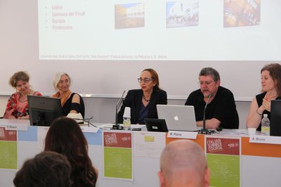 Da sinistra: Elena Corsino, Marina Sbrizzai, Antonella Riem, Massimo Plaino, Alessia Bruno