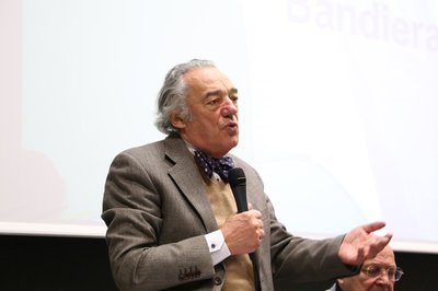 Il giornalista e moderatore Piero Villotta 