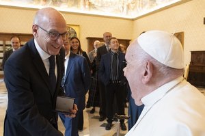 Il Papa e Roberto Pinton
