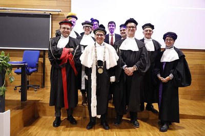 Il rettore Roberto Pinton con Maurizio Martina e i direttori dei dipartimenti