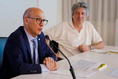 Il rettore Roberto Pinton con il professor Alessio Fornasir