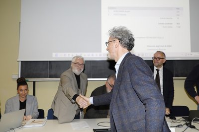 Il rettore eletto Angelo Montanari viene proclamato dal decano Enrico Gori