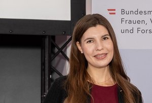 Juliana Perschy anteprima