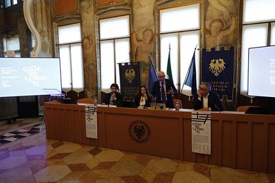 La presentazione del festival Collega-menti