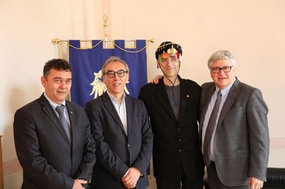 Da sinistra Agostino Maio, responsabile Relazioni esterne, Gian Luca Foresti, direttore del Dmif, Fabio Alessi e il rettore Alberto De Toni