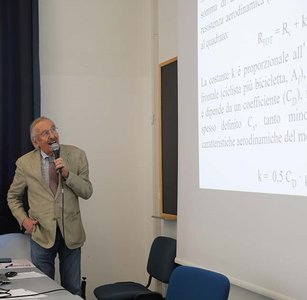 Pietro Enrico di Prampero durante la lezione magistrale