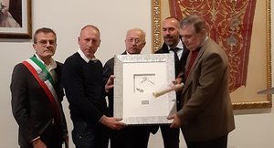 Roberto Zironi riceve il riconoscimento - quiuniud