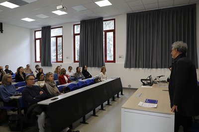 Una fase della prima lezione del corso