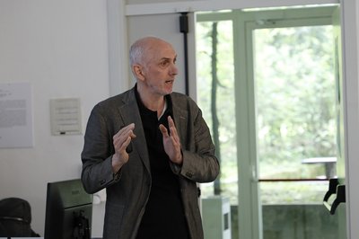 Alessandro Trovarelli, docente dell'Ateneo, durante il suo intervento